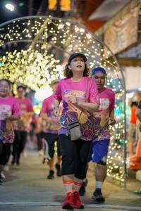 BIB: 268
                            <button type="button" onclick="openModal(24740693)" class="btn btn-primary btn-sm float-right btn-popup" data-toggle="modal" data-target=".modal-high-quality">
                        <i class="fas fa-shopping-cart"></i> Add to Cart
                    </button>
                                            <button type="button" onclick="isThisMe(24740693, true)" class="btn btn-success btn-sm float-right btn-popup btn-isme hidden" data-toggle="tooltip" data-placement="bottom" title="นี่คือรูปของคุณใช่ไหม คลิกที่นี่เพื่อเอาเข้าอัลบั้ม">
                        <i class="fas fa-plus"></i> Add to album
                    </button>
                    <button type="button" onclick="isThisMe(24740693, false)" class="btn btn-warning btn-sm float-right btn-popup btn-isnotme hidden">
                        <i class="fas fa-ban"></i> Remove from album
                    </button>